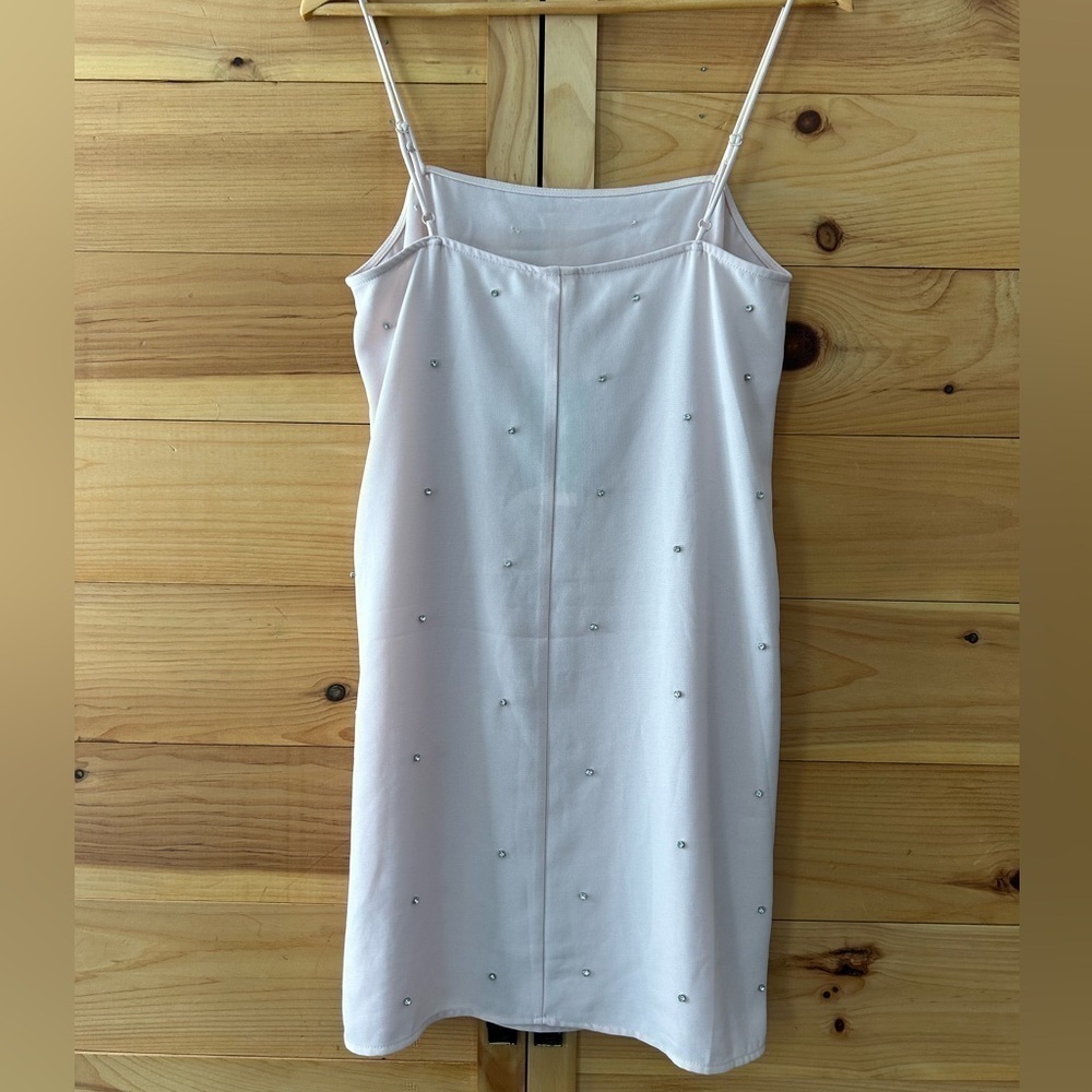 H&M Blush Pink Appliqué Rhinestone Mini Dress Size Small NWT - Picture 2 of 3